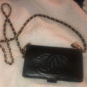CHANEL Black Leather Key & Card Holder with Gold Chain